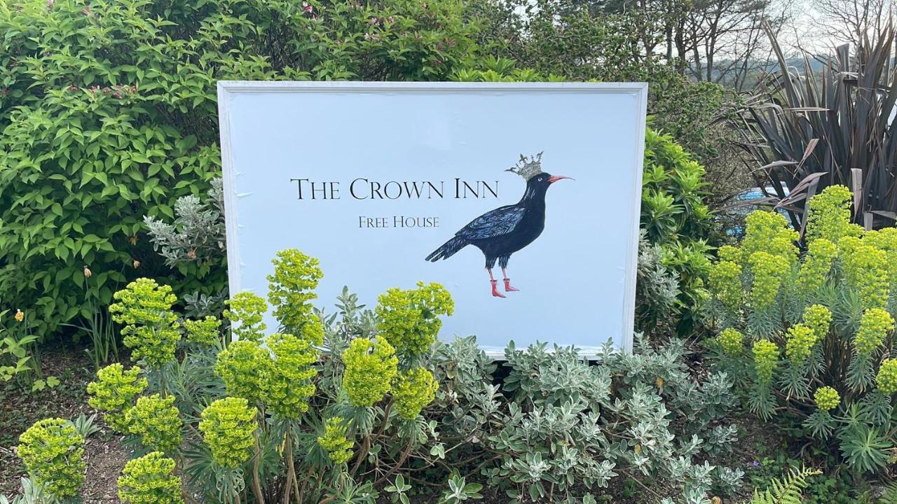 The Crown Inn Lanlivery Kültér fotó